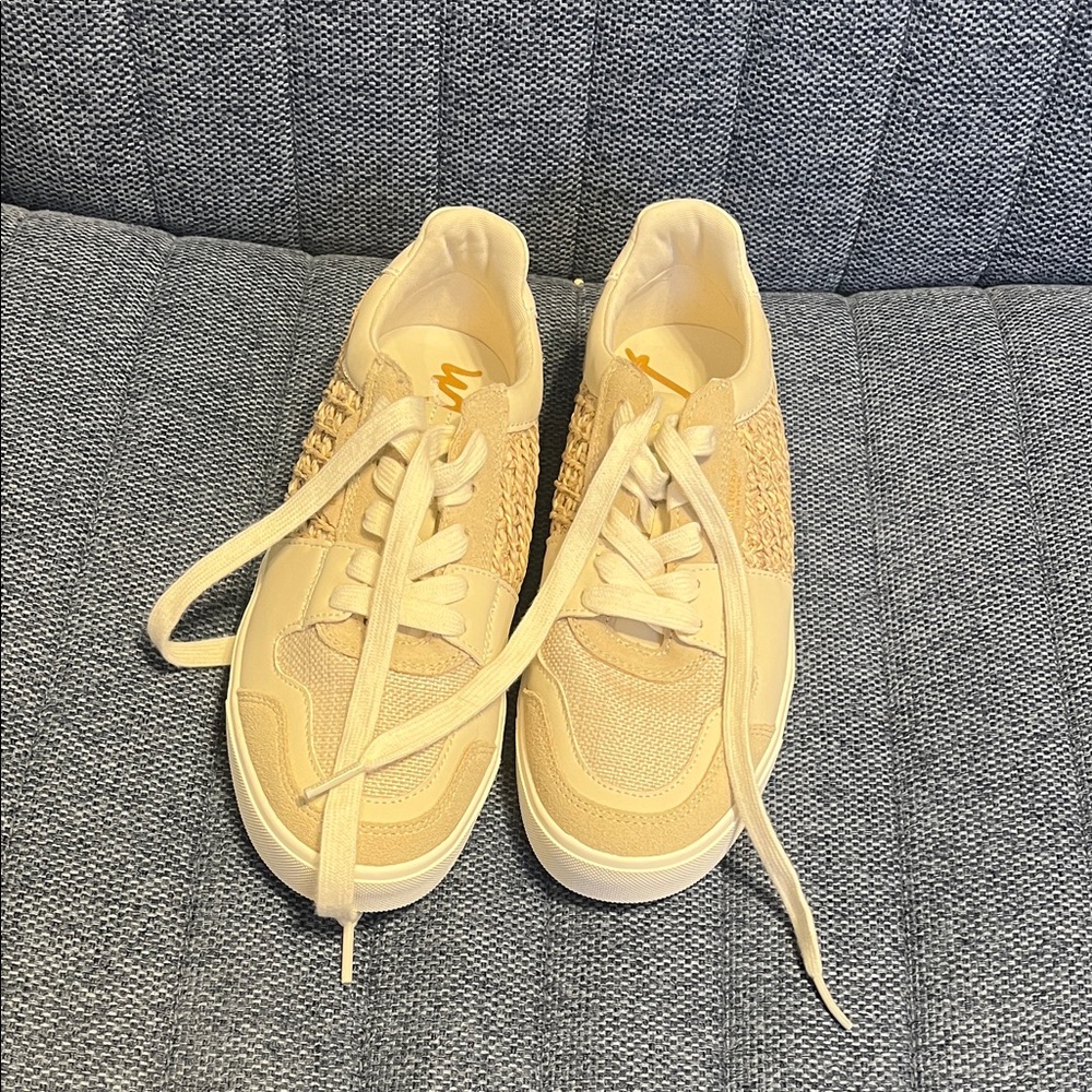 Sam Edelman Elcie Lace Up Tan Sneakers for Women